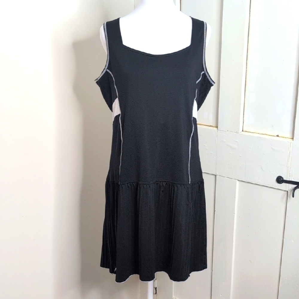 Antigua Women's XL Desert Dry Tennis Dress In Black And White